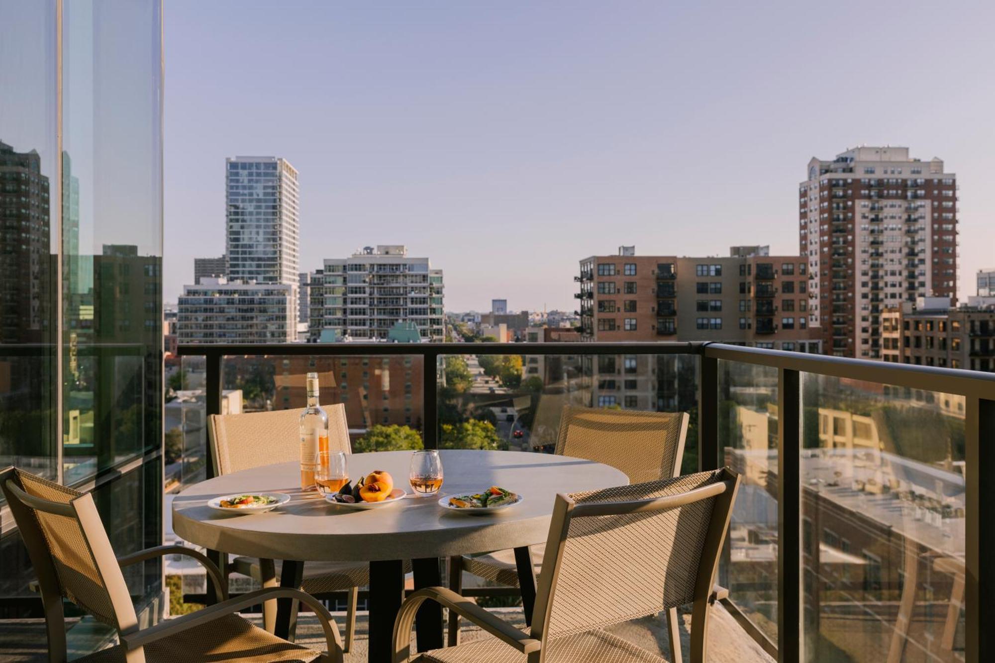 Sonder South Wabash Aparthotel Chicago Exterior photo
